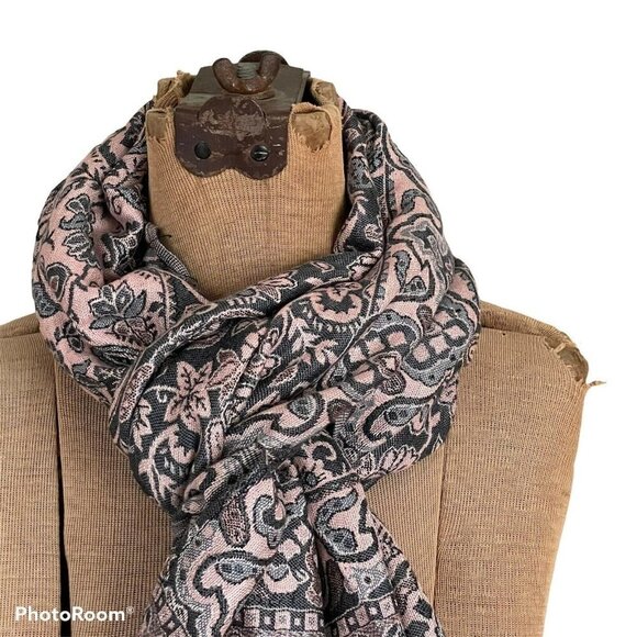 Pale Pink & Blue Boho Floral Paisley Pashmina Wrap - Picture 2 of 12